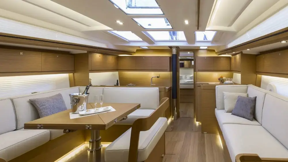 Superior Yacht saloon area