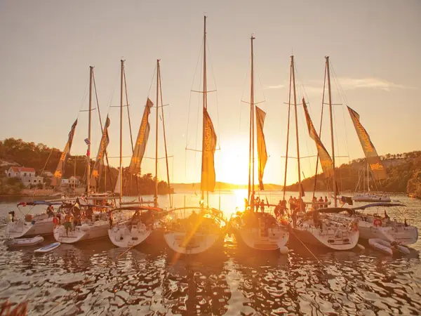 Yachts rafted together in Vis