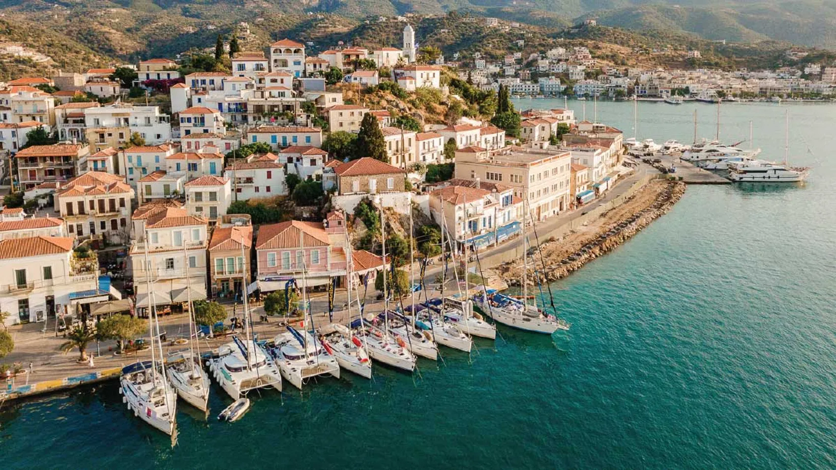 MedSailors yachts in Poros