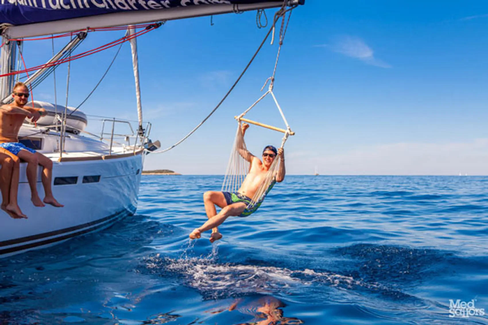 Greek island sailing - Chill out on beaches and dip your toes in warm waters