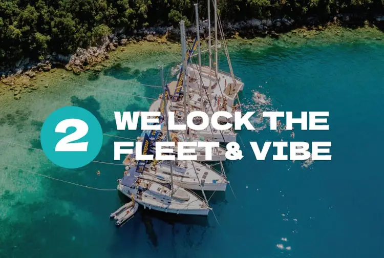 Group of yachts rafted together