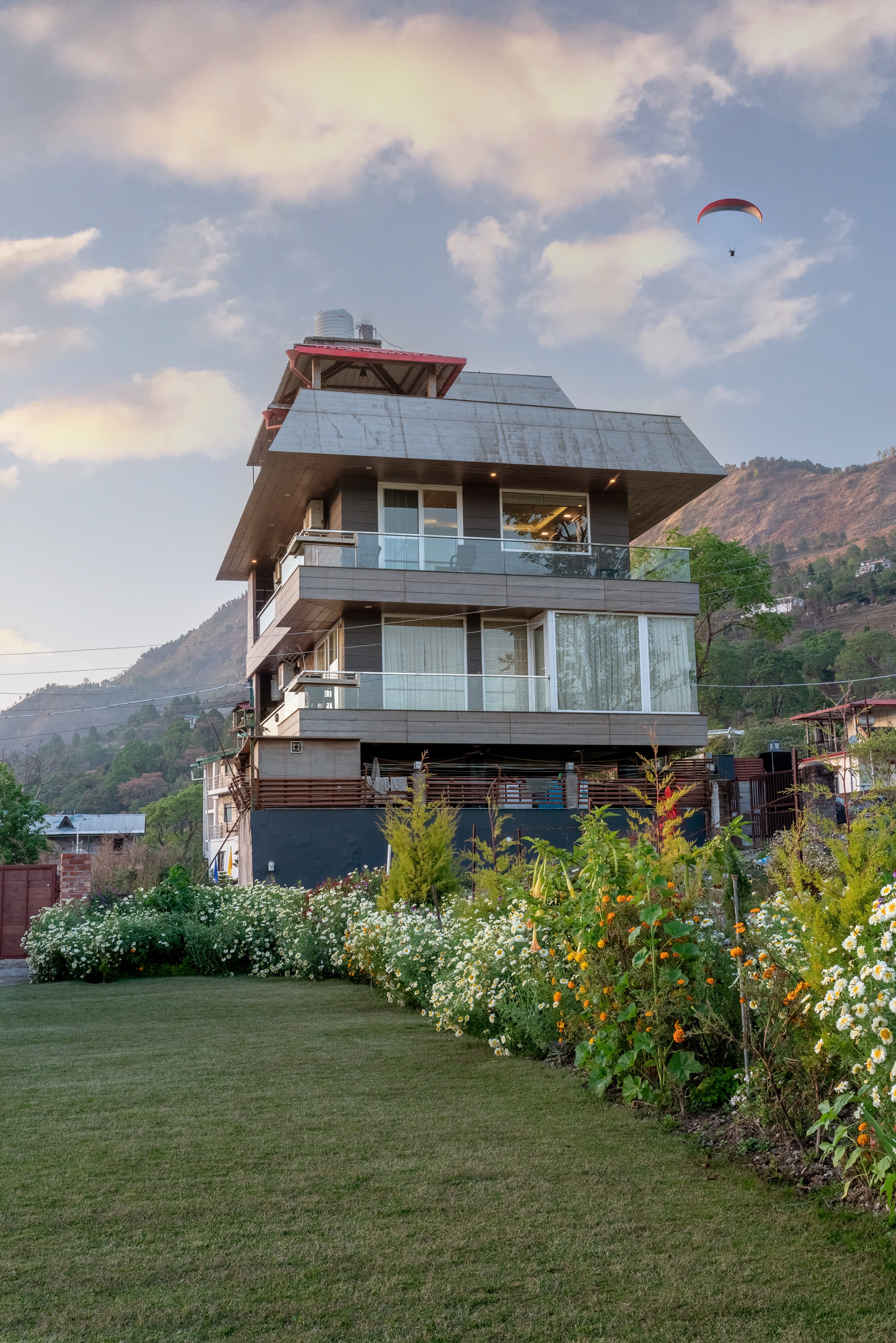CR-exterior