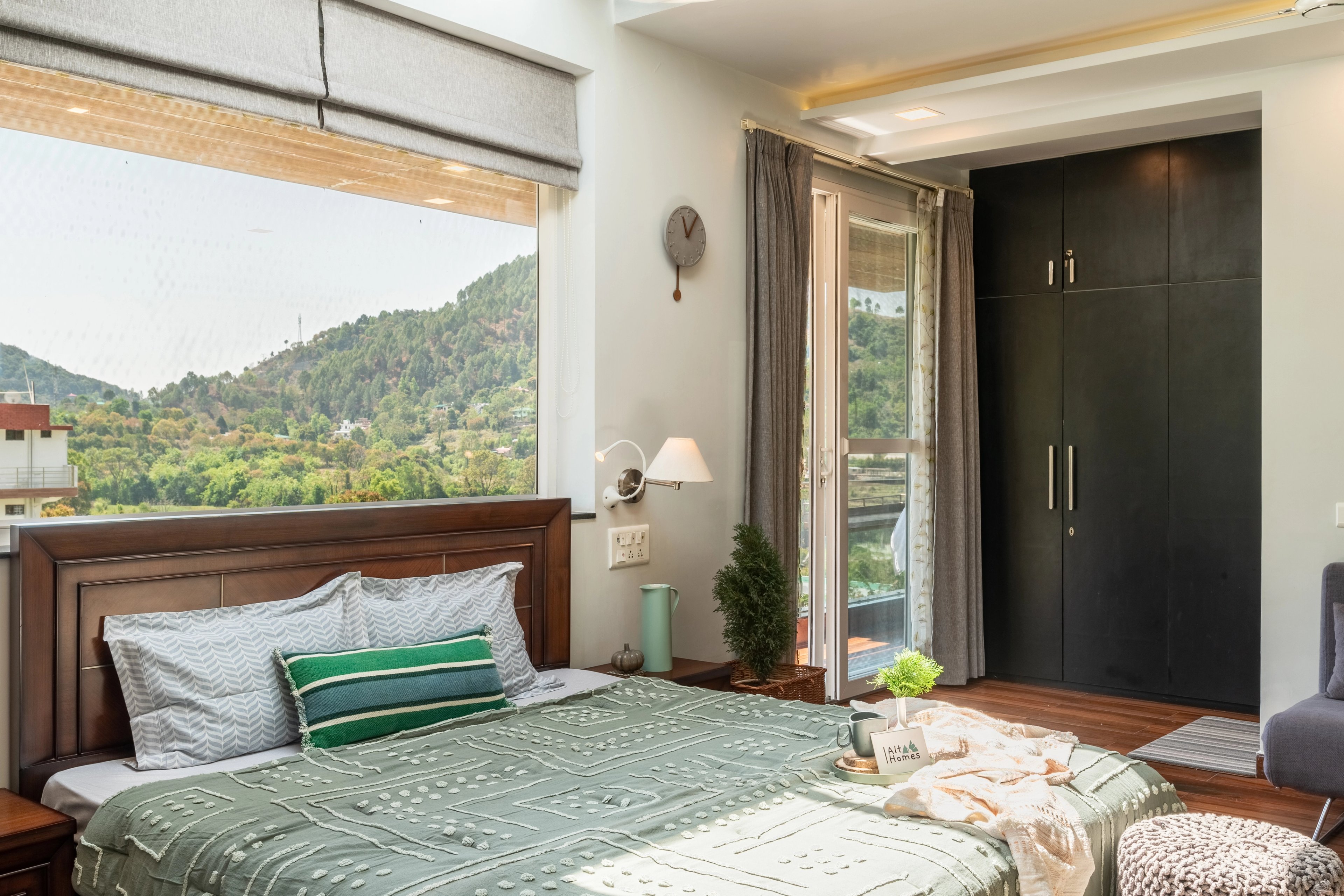Bedrooom 1