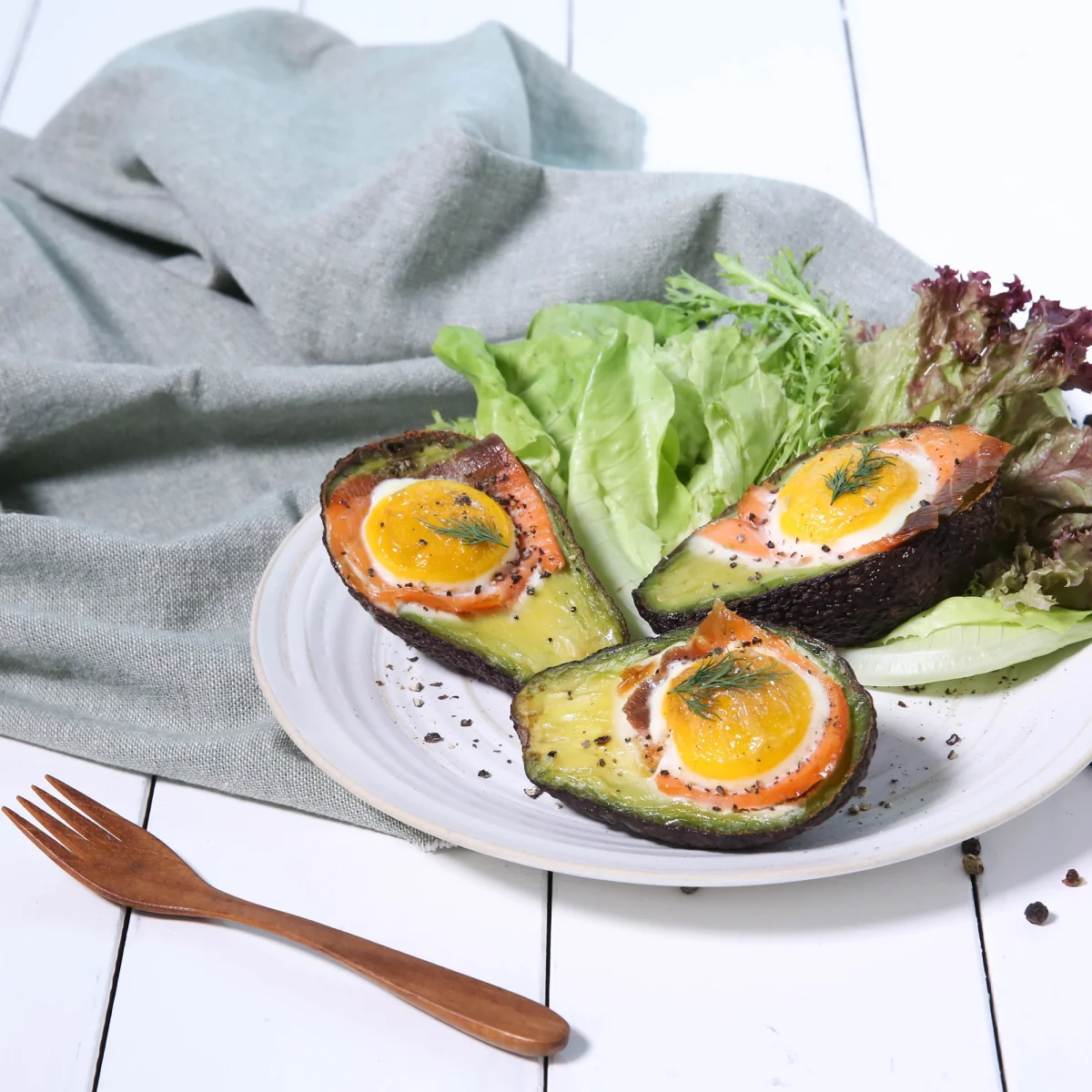 烟熏三文鱼烤牛油果| DayDayCook