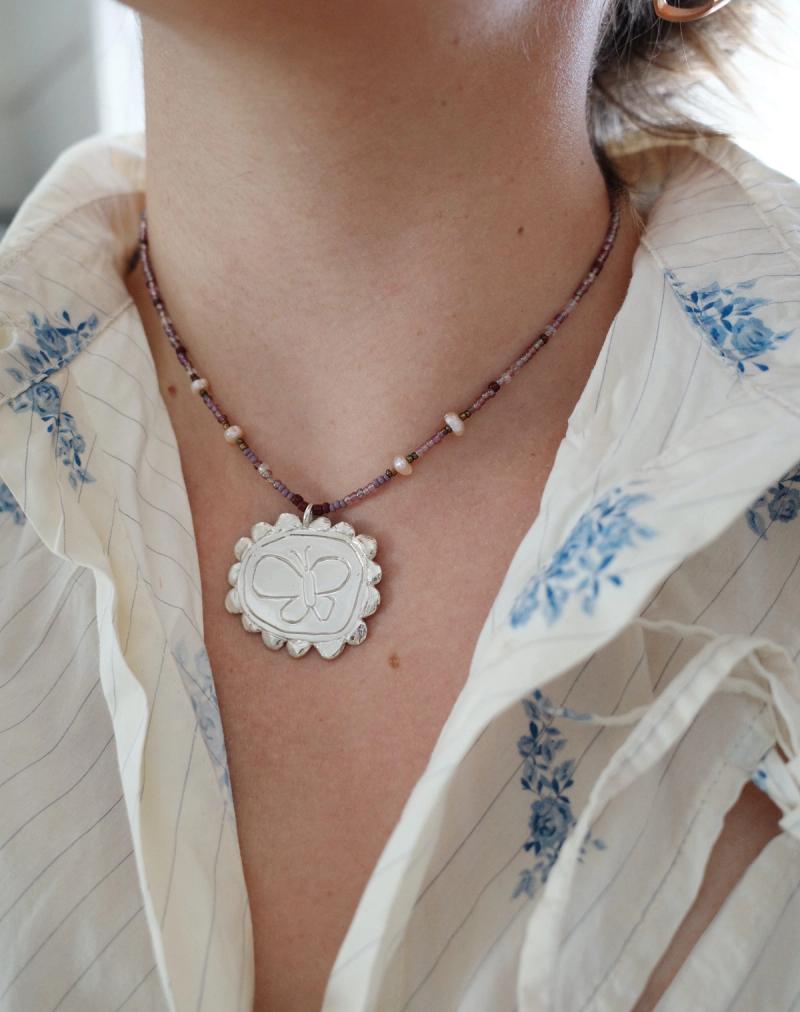 Another image of Flutterby