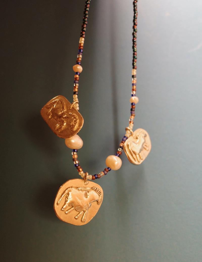 Cover image for The horsey trinity