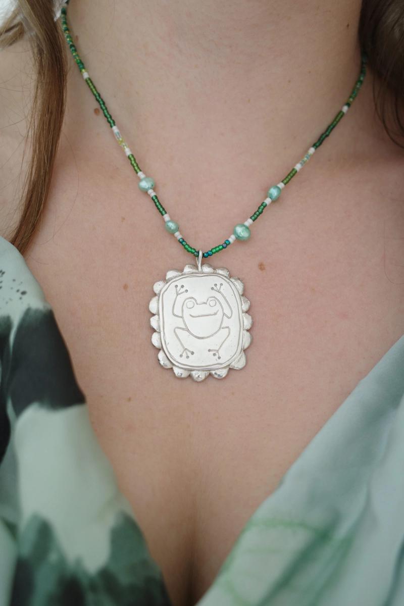 Another image of Froggy