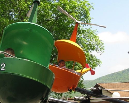 Helicopters Kiddie Ride at DelGrosso's Amusement Park
