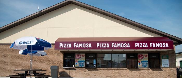 The Pizza Famosa concession stand at DelGrosso's Park