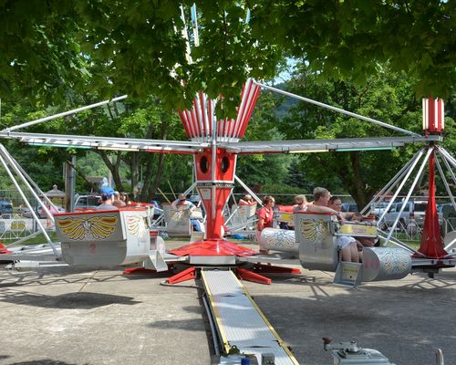 Scrambler family ride at the DelGrosso Amusement Park