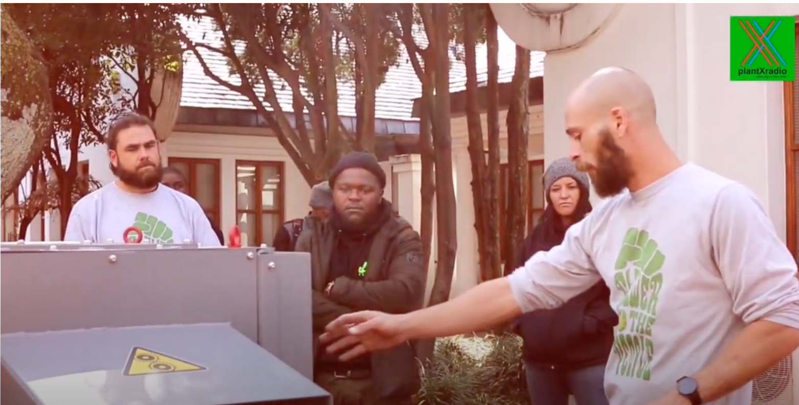 AP Verhoef Explains and Demonstrates the Functionality of the Dacha Decorticator Machine