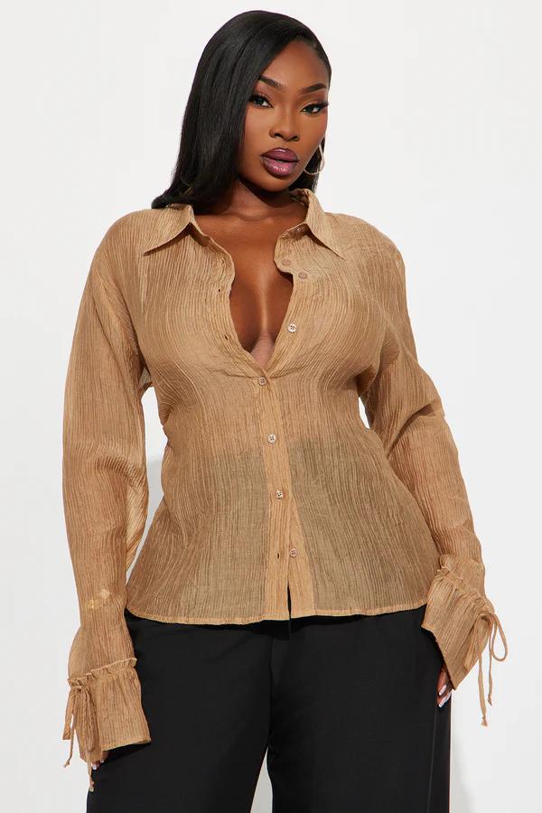 SHIRTS & BLOUSES collection