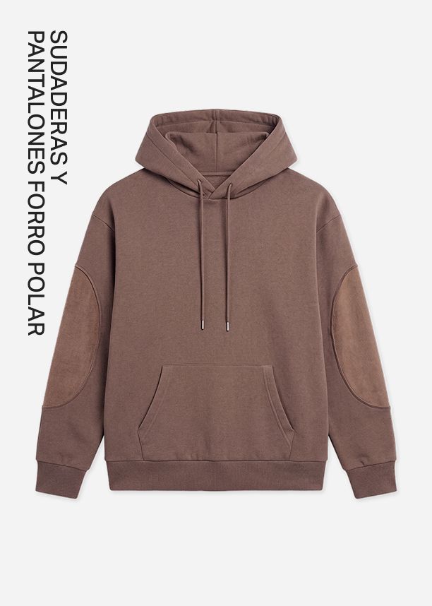 Sudadera marrón con capucha y coderas, que destaca la categoría de prendas cómodas y sudaderas para una marca moderna de moda casual.