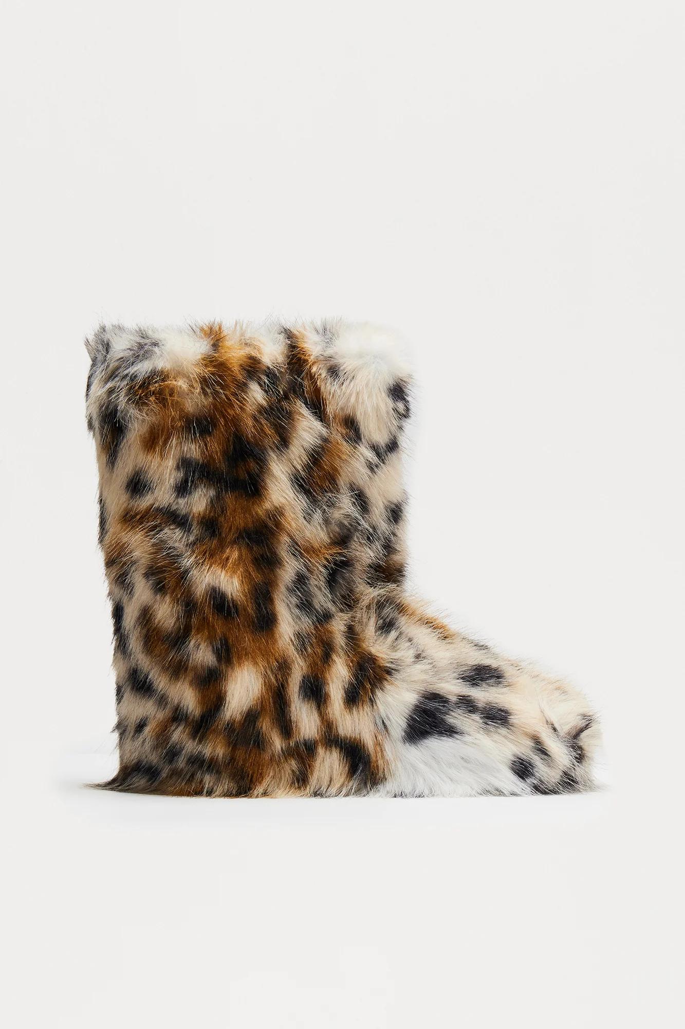 BOOTIES collection