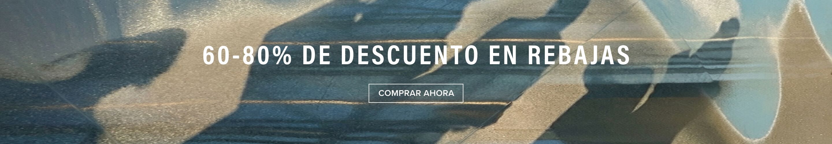 Fondo abstracto gris azulado y beige con texto blanco: '60-80% DE DESCUENTO EN REBAJAS'. Botón 'COMPRAR AHORA'. Promoción de grandes ofertas.