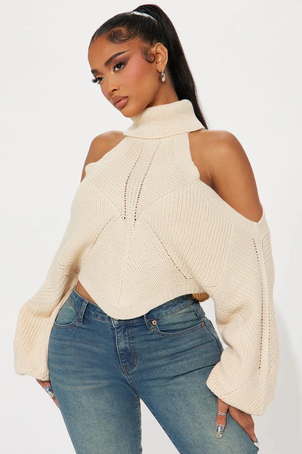 PULLOVERS collection