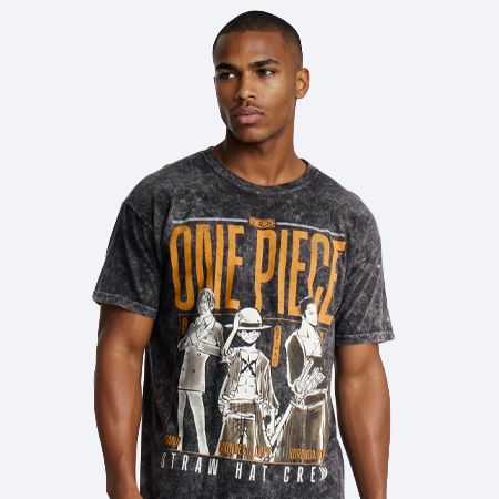 Saints Worldwide Foil Print Short Sleeve Tee - Black | Fashion Nova