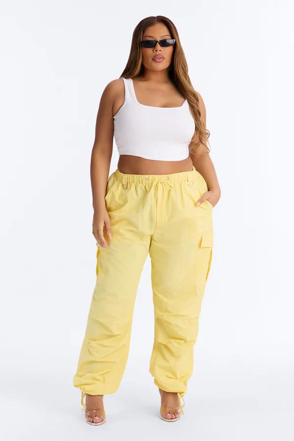 PANTALONES CARGOS collection