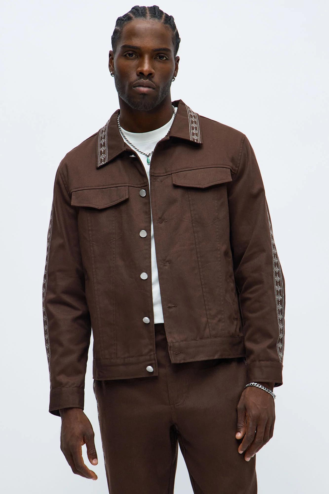 LIGHTWEIGHT JACKETS collection