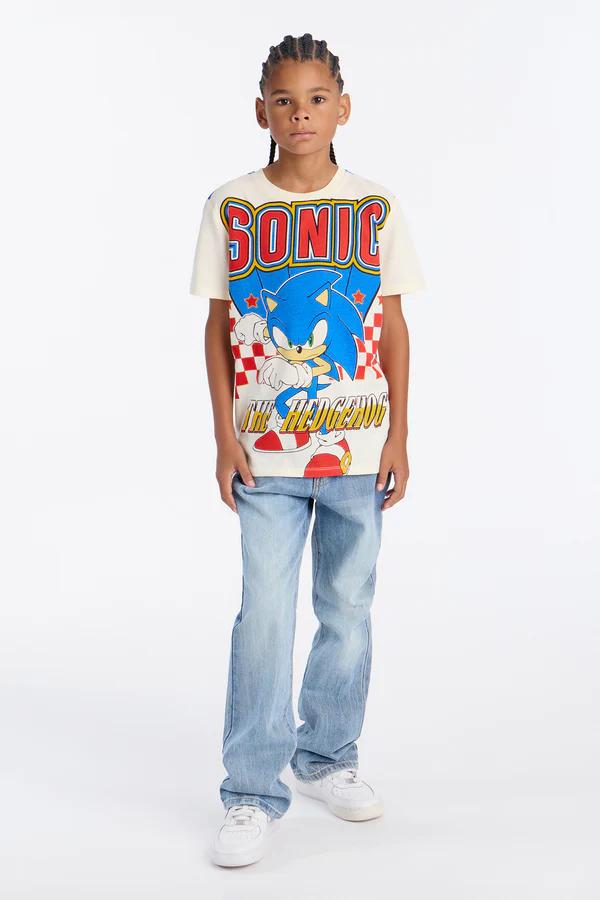 GRAPHIC TOPS collection