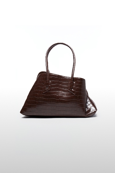 Elegante bolso estructurado marrón oscuro efecto cocodrilo con asas, un accesorio sofisticado de nuestra nueva colección.