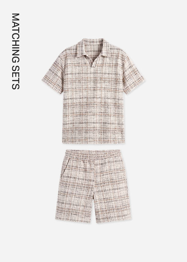 Cream and brown plaid men's matching set with a short-sleeve polo and shorts, showcasing the stylish summer conjuntos collection.