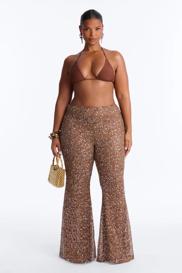 PANTALONES ACAMPANADOS collection