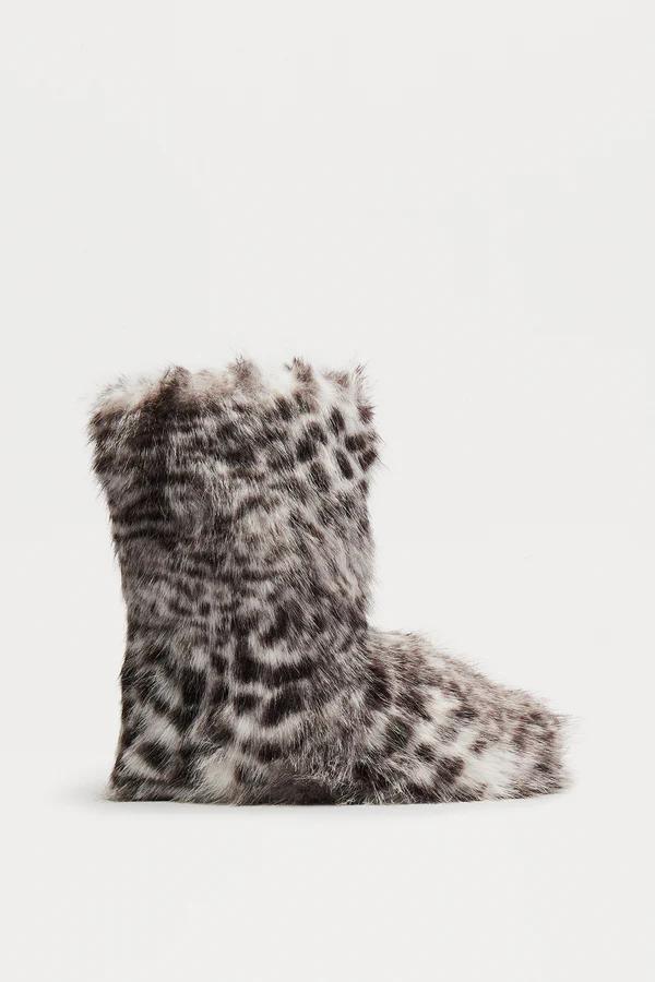 BOOTIES collection