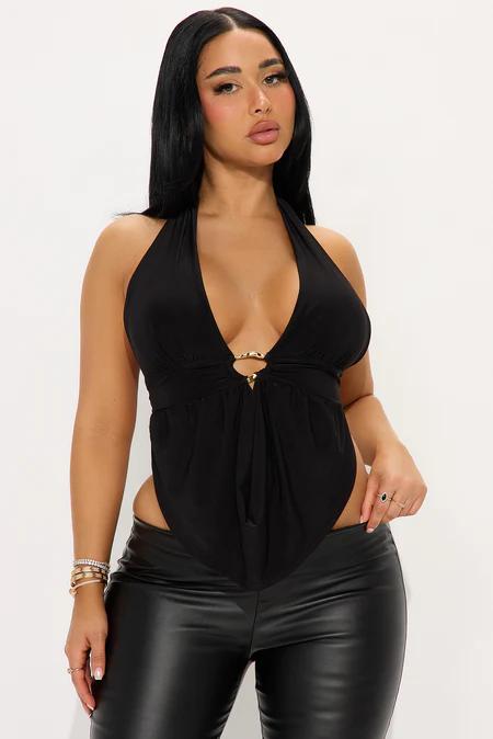 TOPS PARA SALIR collection