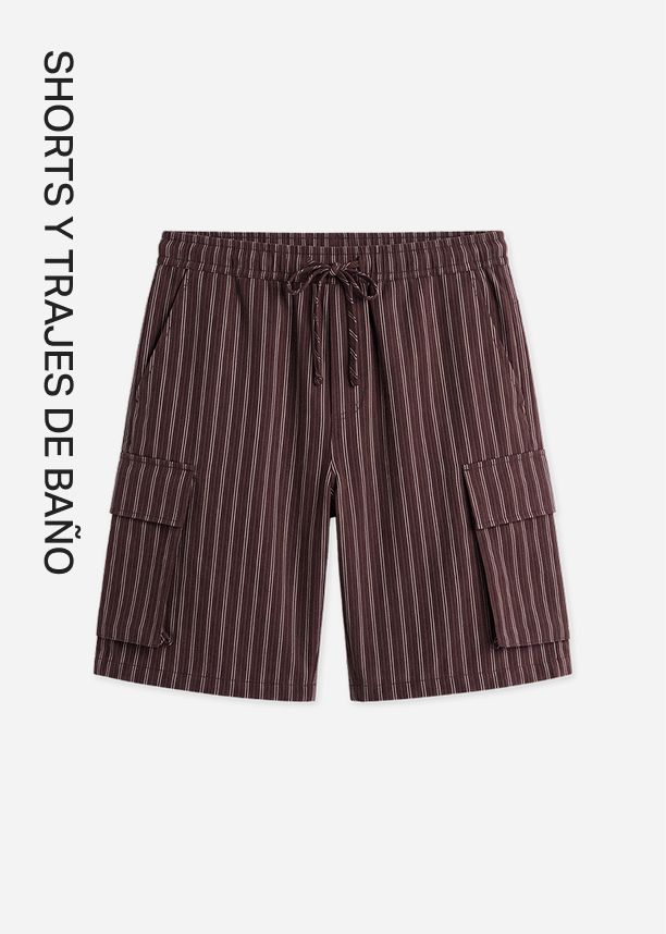 Bermudas cargo marrones con rayas diplomáticas y cordón, promocionando ropa de verano versátil para hombres de la colección shorts y swim.