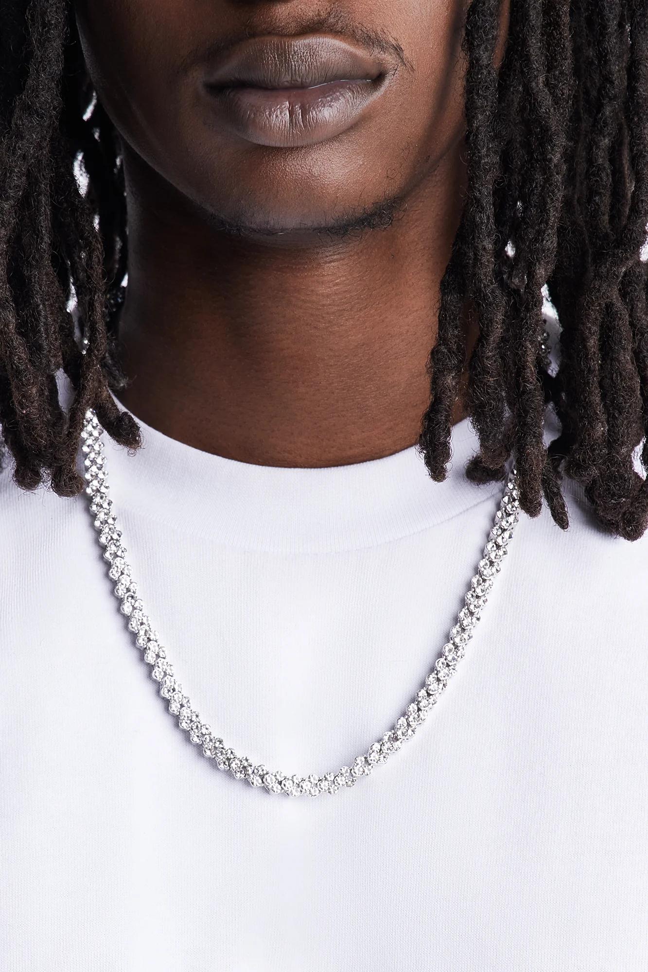 NECKLACES collection