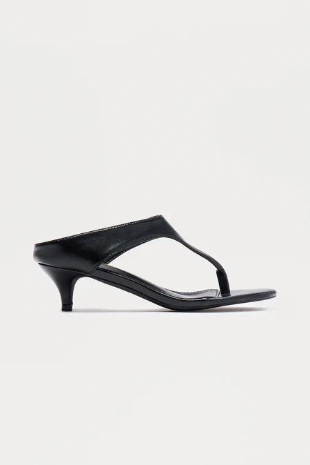 TACONES BAJOS collection