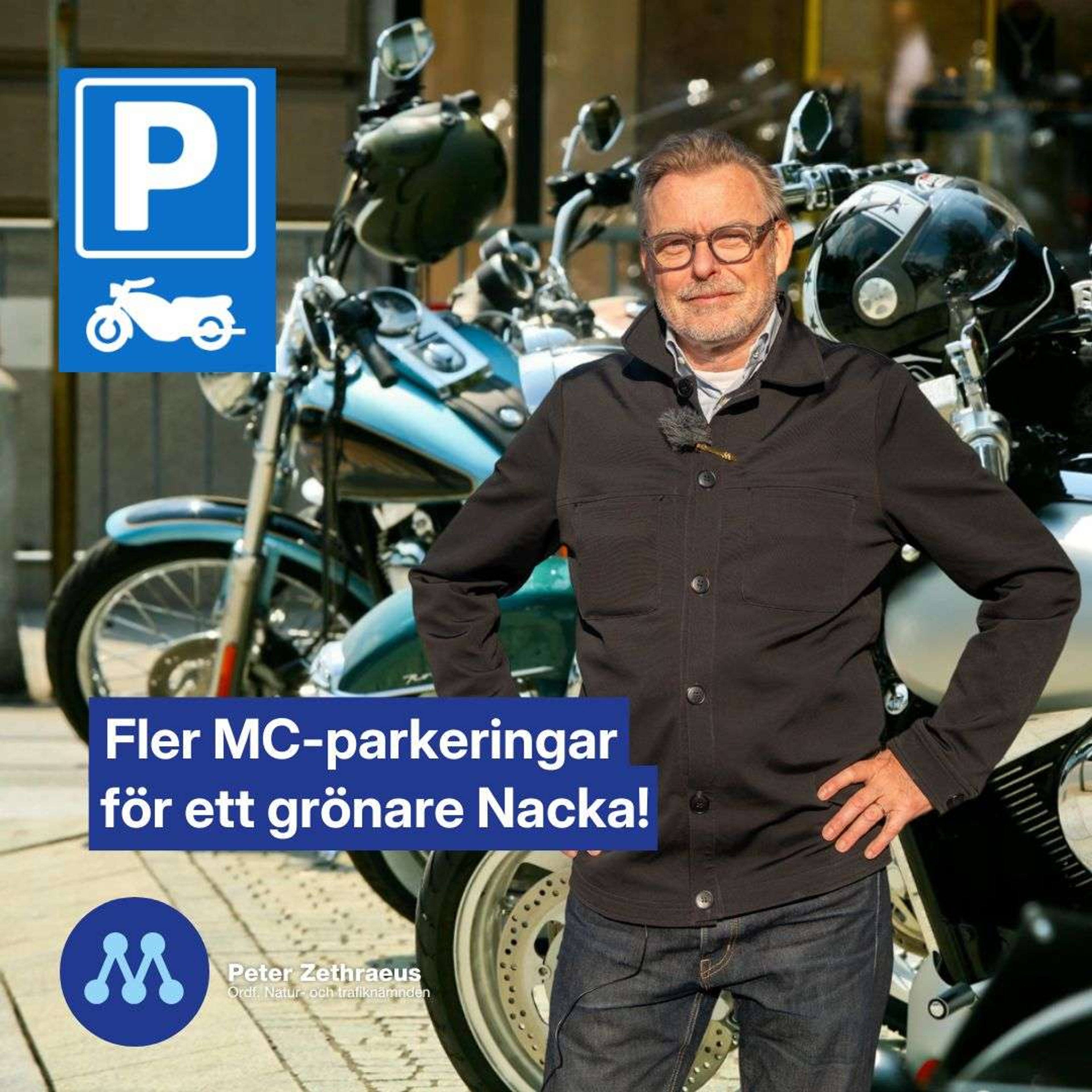 En bild på parkerade motorcyklar med en man framför