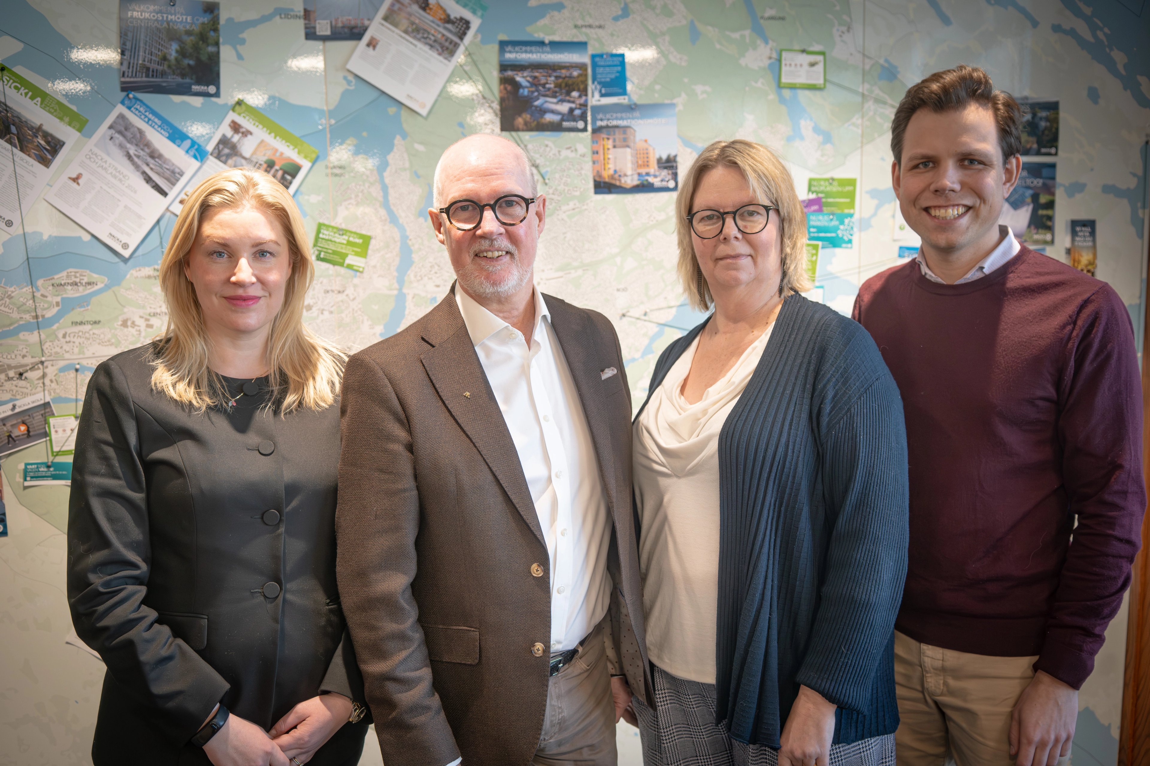 Alliansen, fr. höger, Angelika Lang (KD), Mats Gerdau (M), Monica Brohede Tellström (L), Johan Krogh (C).