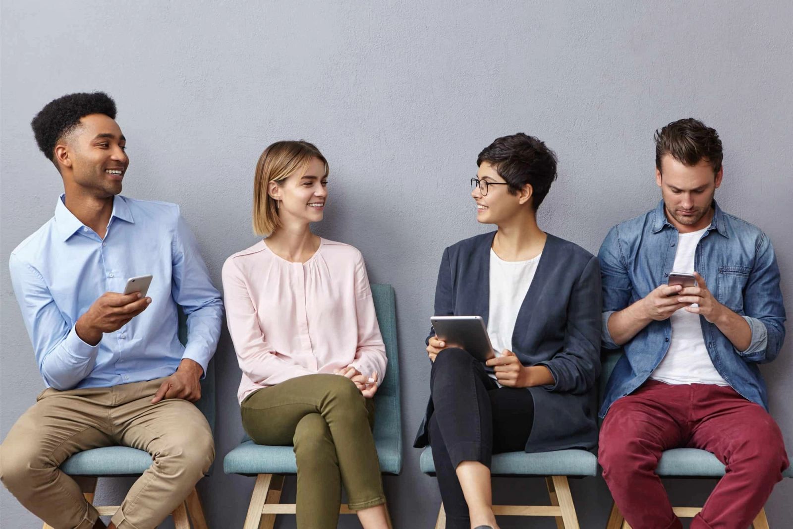 The Ultimate Guide to Finding a New Job Fast & Efficiently