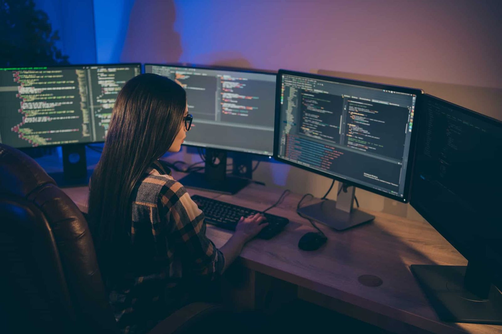 Diversity Search: How to Find Female Engineers