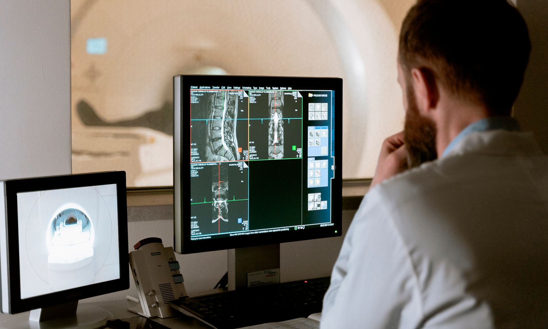 La tomografía computarizada (TC) es una tecnología médica que combina rayos X y procesamiento por computadora.