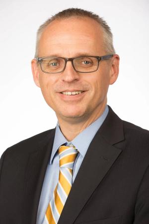 paul brooks headshot.jpg