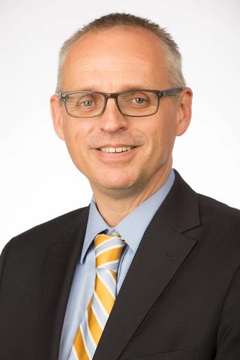 paul brooks headshot.jpg