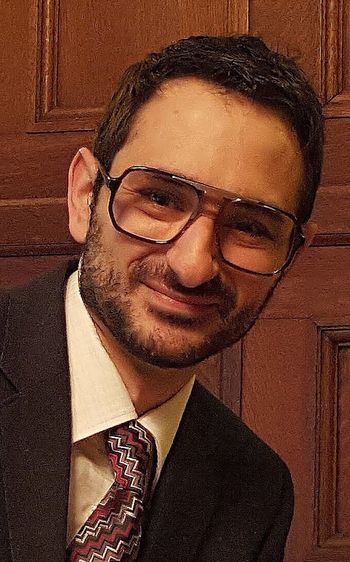 New Moe headshot.jpg