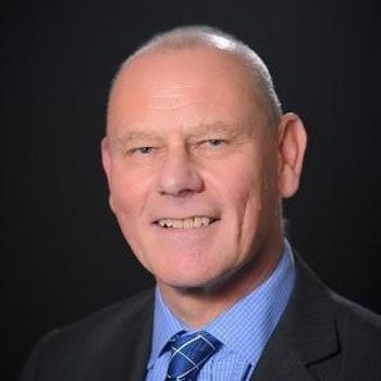 Davie Headshot v2.jpg