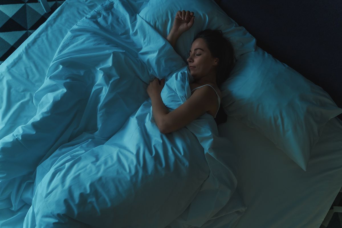 Sleep Duration at Its Lowest in Midlife for Men and Women