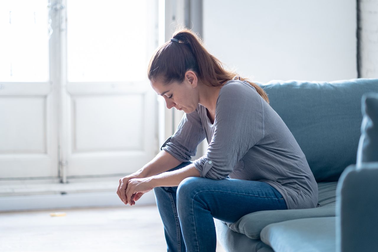 Worried young woman | Image Credit: © SB Arts Media - stock.adobe.com