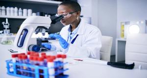 HemeResearcher | Image Credit: © Sharne Tpeopleimages.com-stock.adobe.com