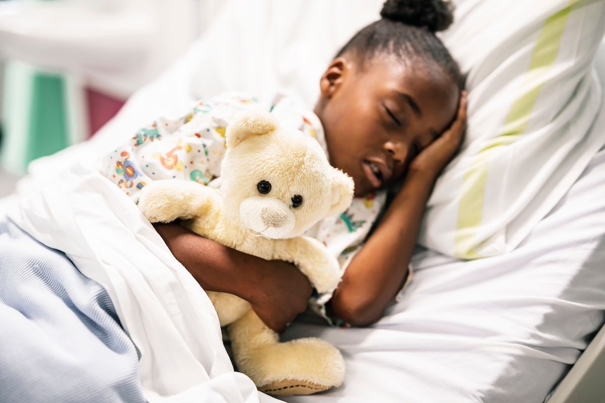 Sick child in hospital-Rawpixel.com-stock.adobe.com