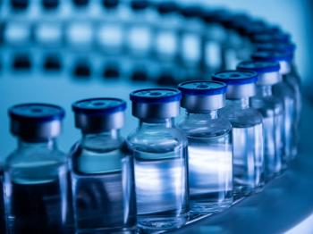 Glass pharmaceutical vials | Image credit: ronnarong – stock.adobe.com