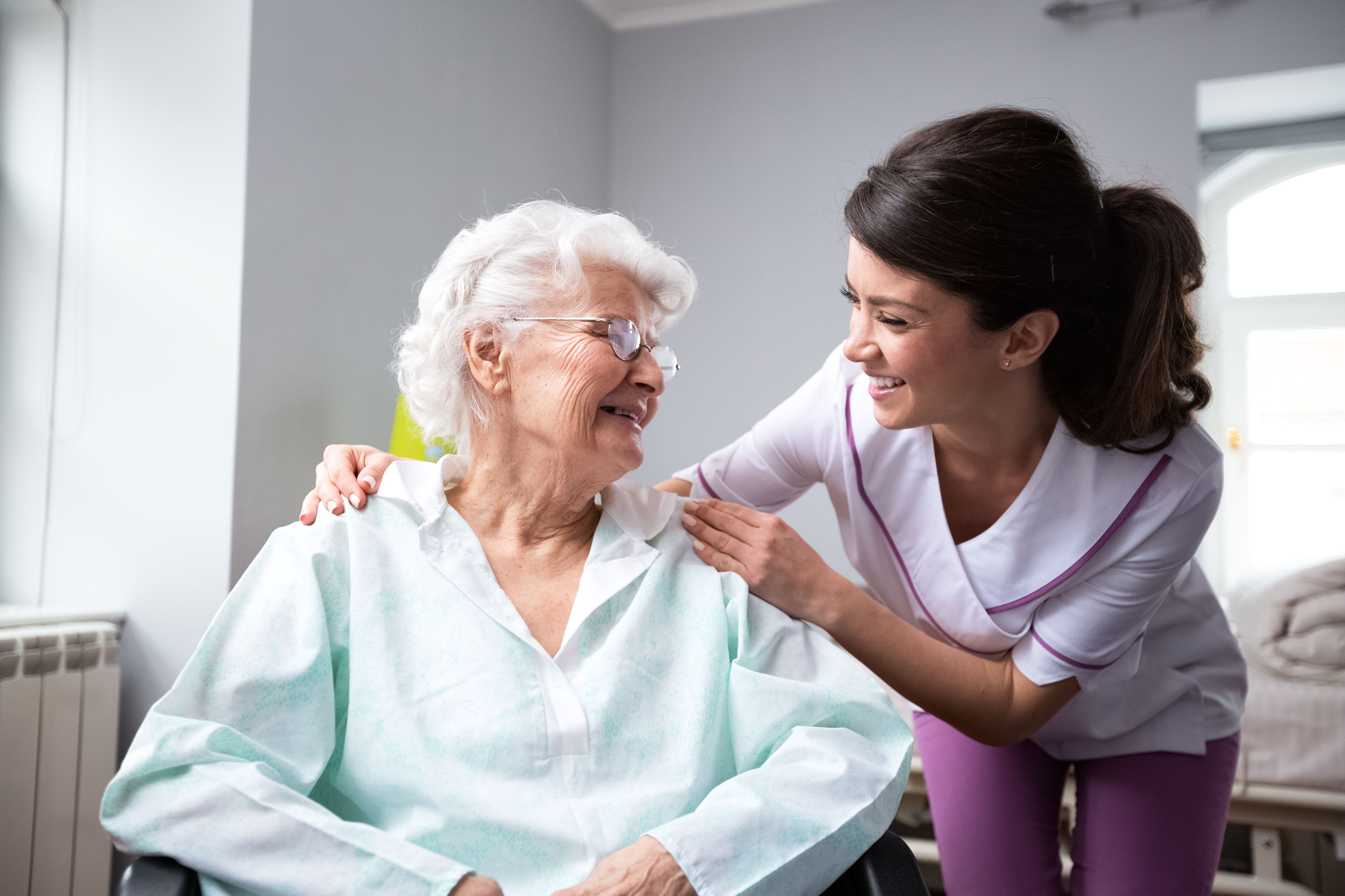 Older patient with nurse | Image credit: didesign – stock.adobe.com