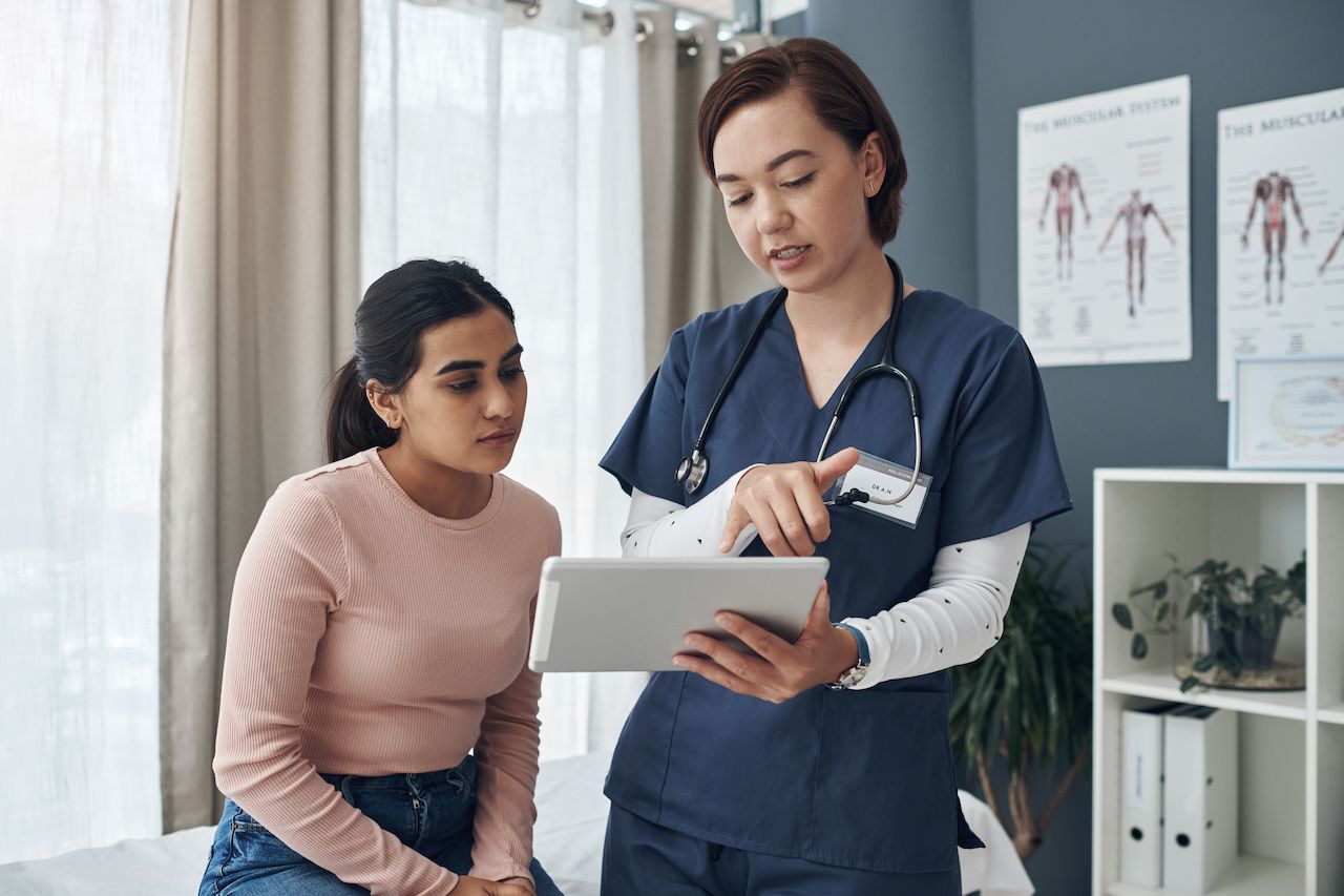 These are all the possible causes. Shot of a young female doctor talking to a patient in an office: © Jeff Bergen/peopleimages.com - stock.adobe.com