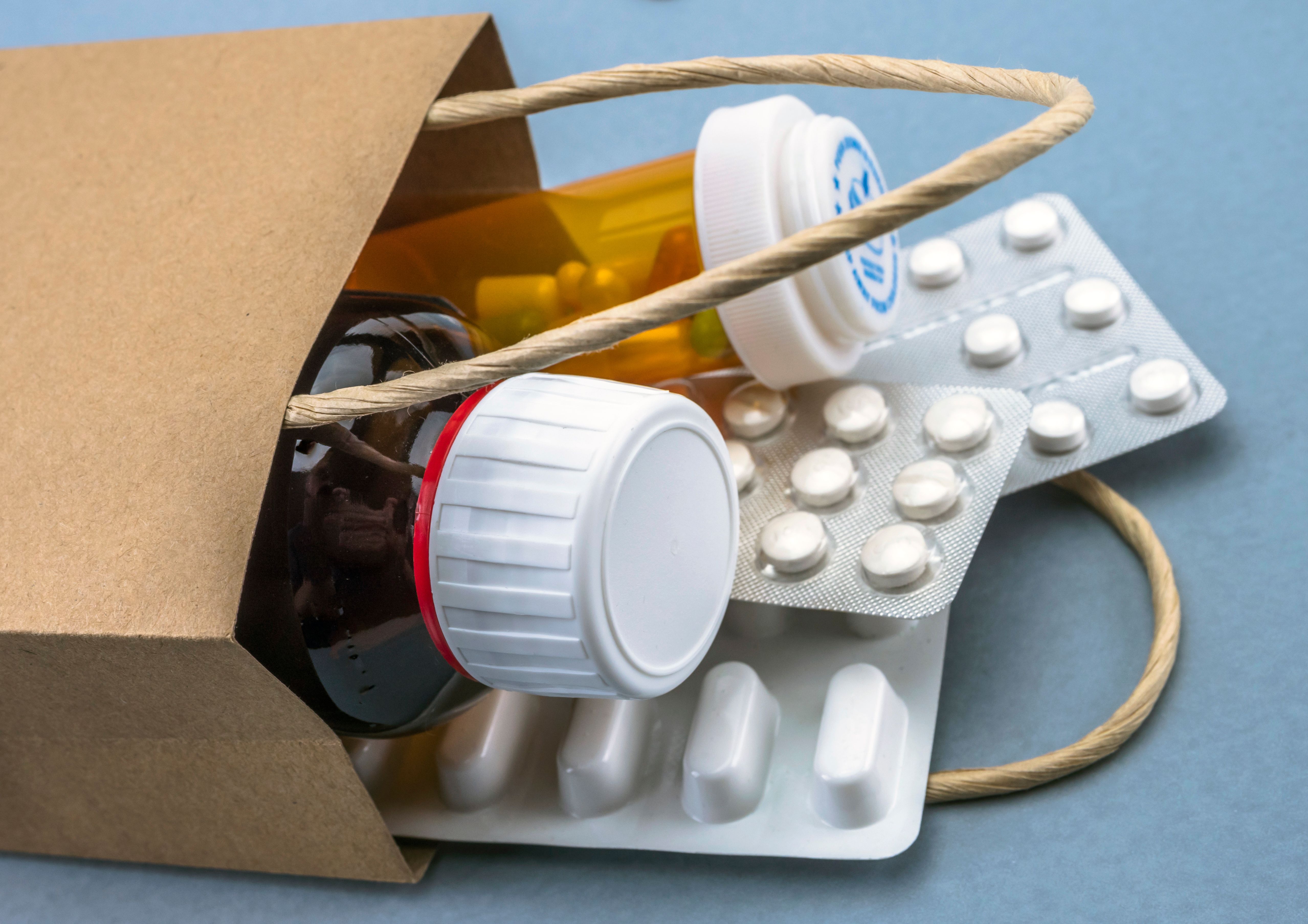 Bag with some medicines, consumer concept - Felipe Caparrós - stock.adobe.com