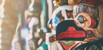 Alaska totem pole | Image credit: Maridav – stock.adobe.com